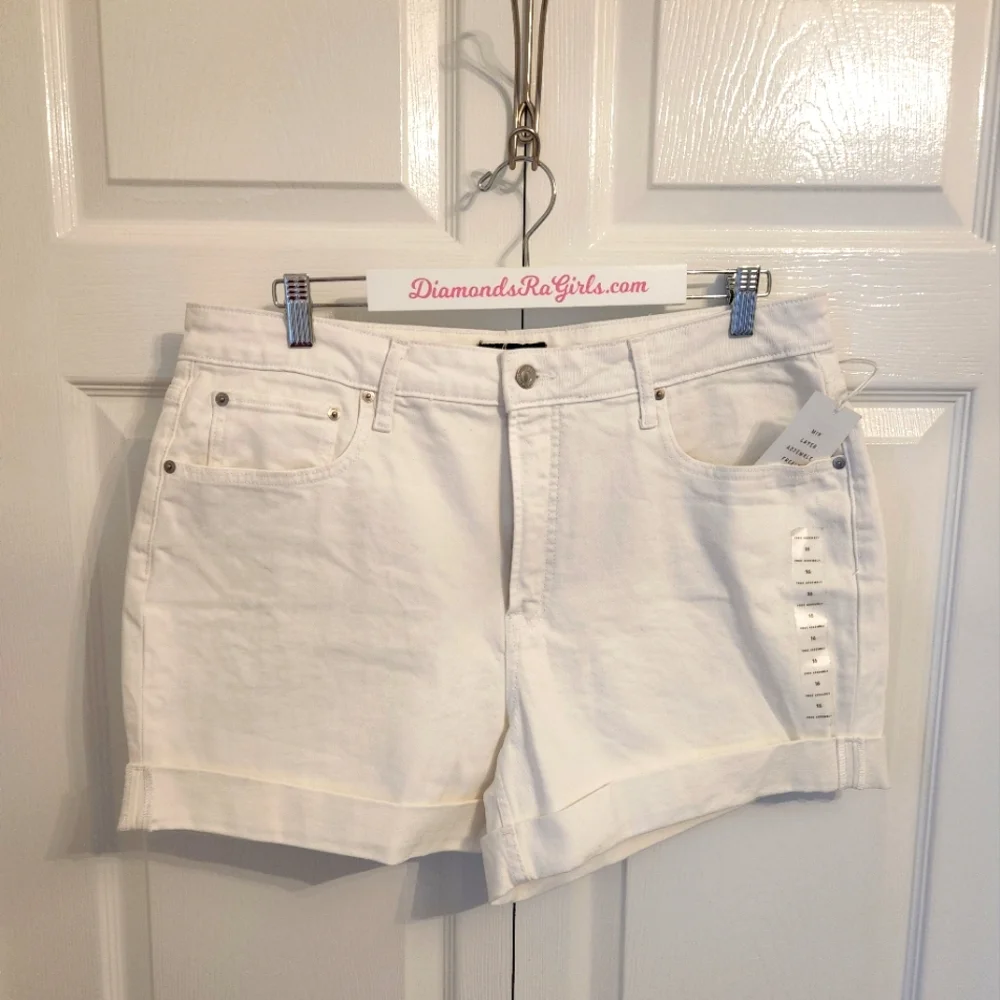 Plus Size White Denim Jean Shorts 22 NWT